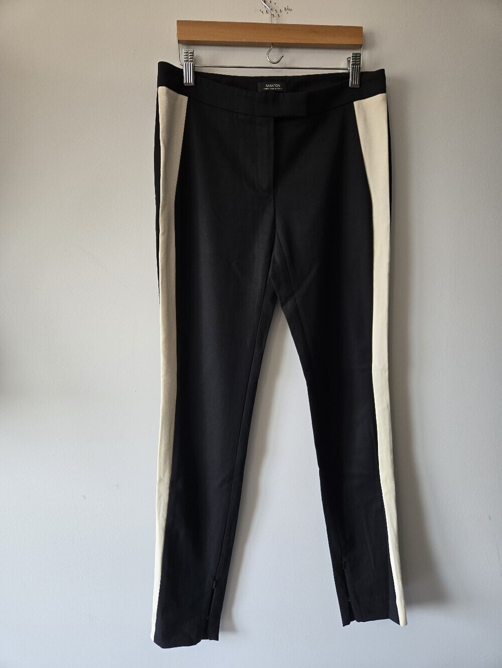 Babaton Lightweight Wool Tuxedo Stripe Ankle Pants. Size 4